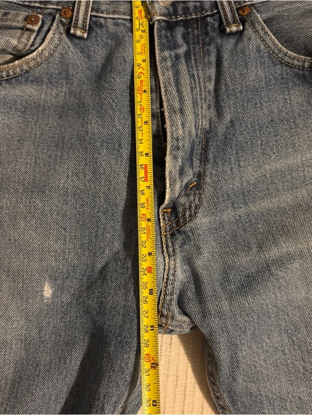 Levis 505 Jeans Mens 32x30 Tag Distressed Fade Blue Actual 34x28 Denim Straight